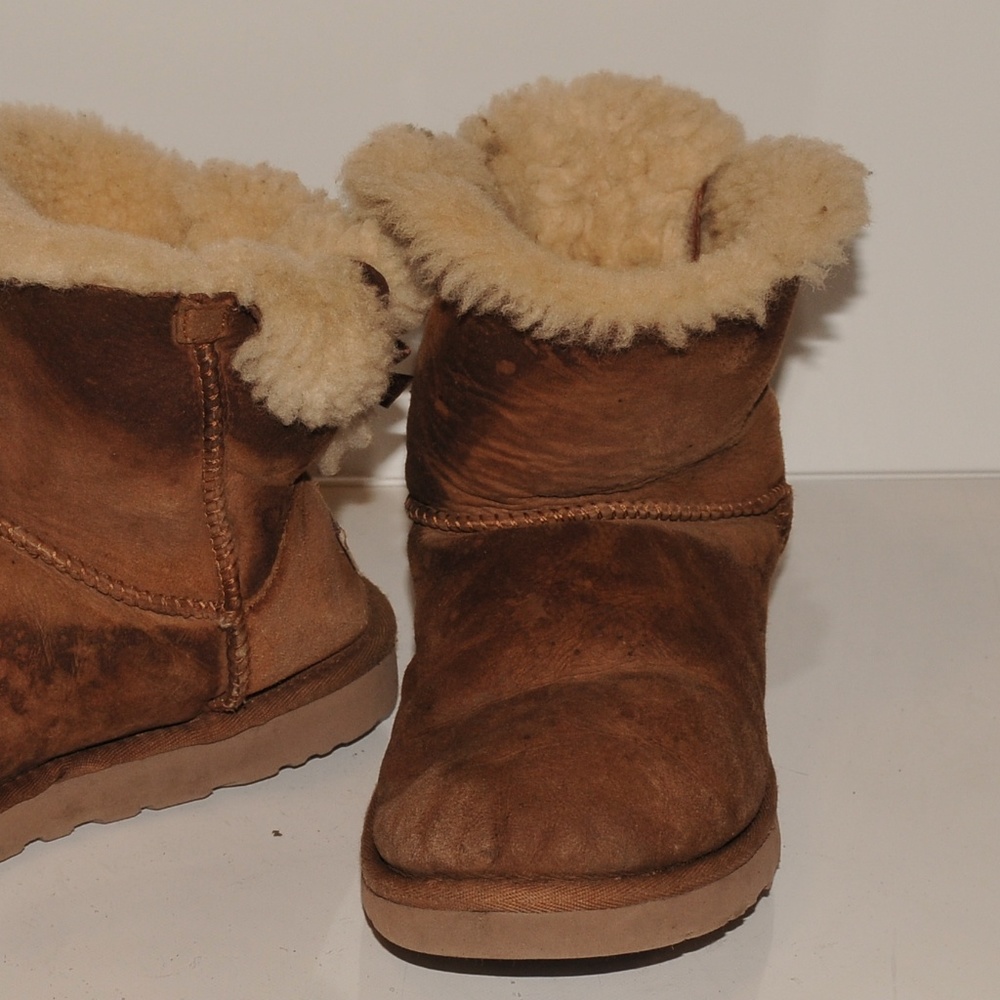 UGG Womens Bailey Bow Boot Size 8 Chestnut - Picture 4 of 7